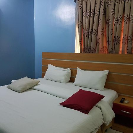 Chamcce Hotel Ajao Lagos Exterior photo